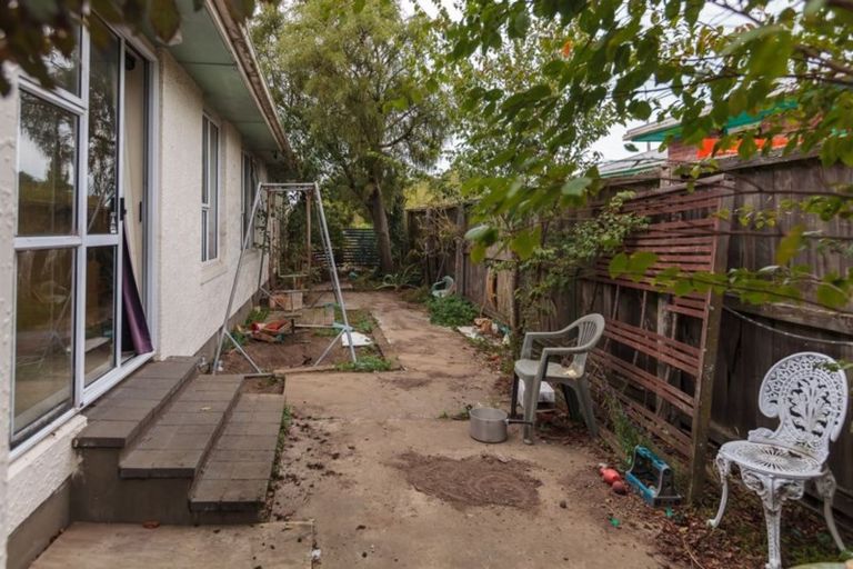 Photo of property in 252 Waterloo Road, Hornby, Christchurch, 8042