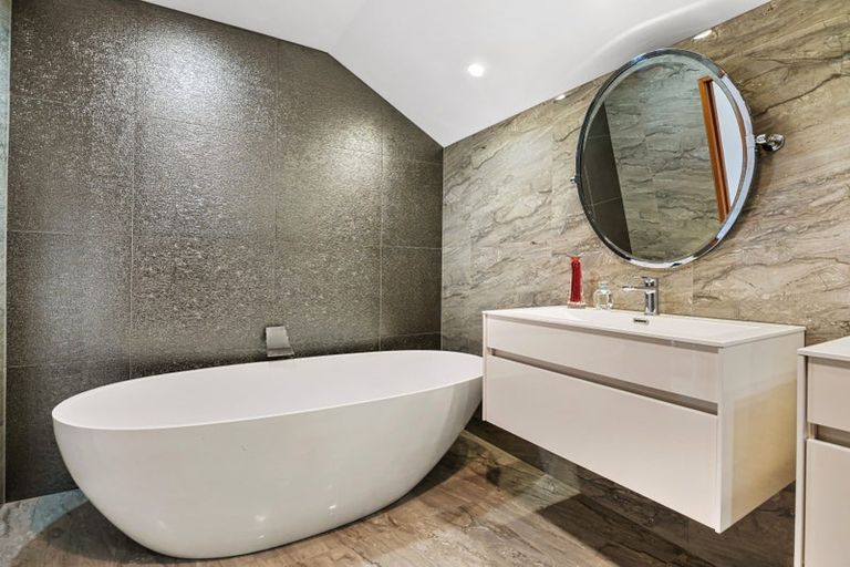 Photo of property in 299 Oceanbeach Road, Mount Maunganui, 3116