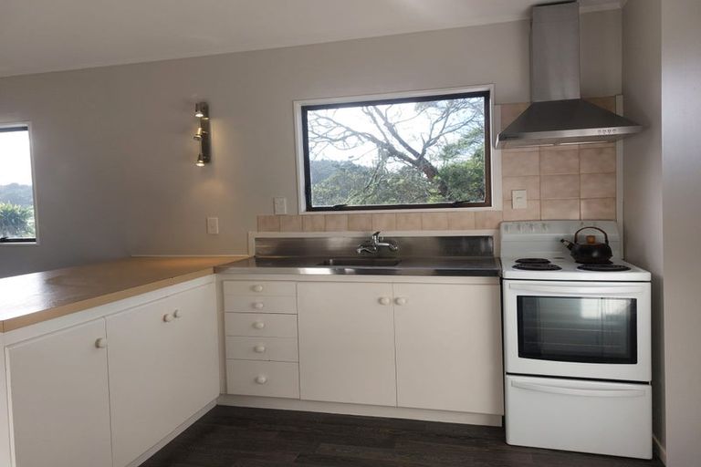 Photo of property in 22 O'donn Avenue, Beach Haven, Auckland, 0626