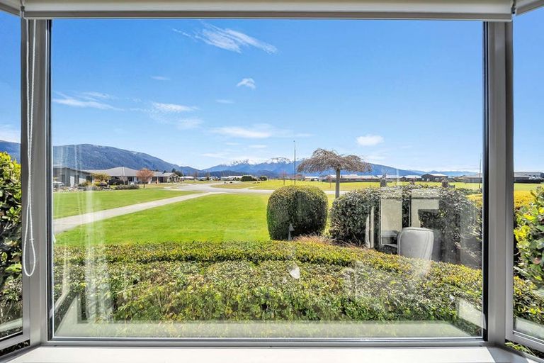 Photo of property in 40 Breaksea Street, Te Anau, 9600