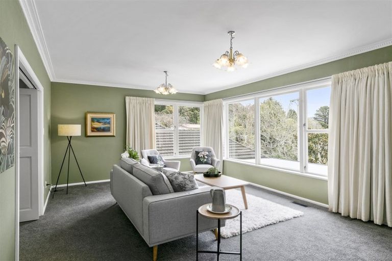 Photo of property in 88 Norton Park Grove, Waterloo, Lower Hutt, 5011