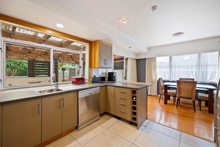 Photo of property in 26 Willoughby Avenue, Howick, Auckland, 2014