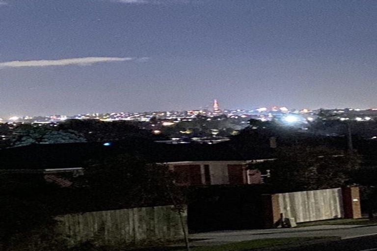Photo of property in 1c Cherry Road, Bucklands Beach, Auckland, 2014