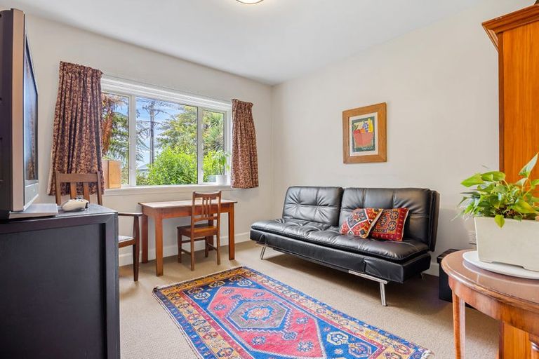 Photo of property in 16 Ngaio Street, Saint Martins, Christchurch, 8022