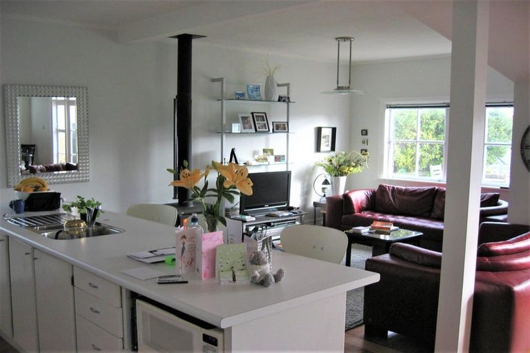 Photo of property in 64 Bridge Street, Rongotai, Wellington, 6022