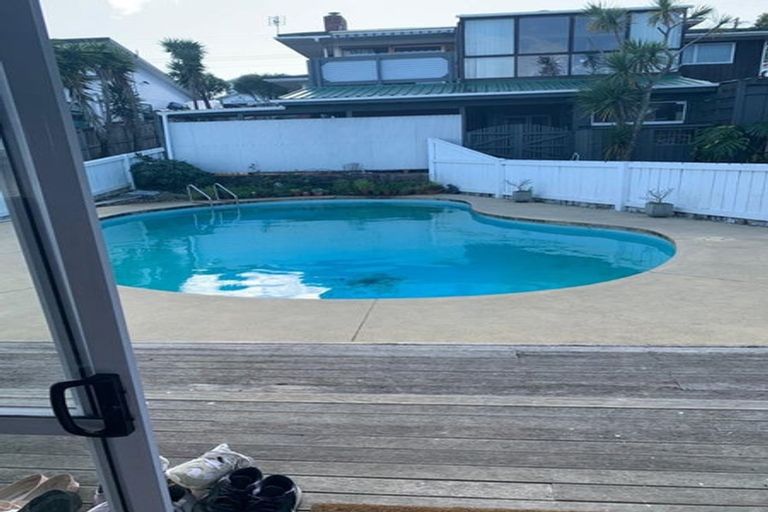 Photo of property in 1/20 Walter Street, Hauraki, Auckland, 0622