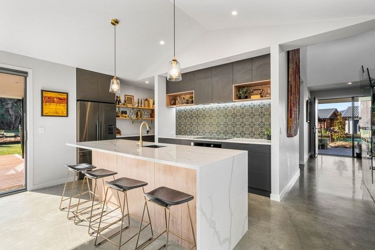 Photo of property in 89 Infinity Drive, Wanaka, 9305