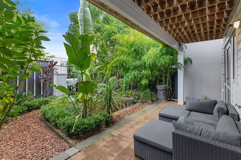 Photo of property in 24/19 Brodie Place, Bethlehem, Tauranga, 3110