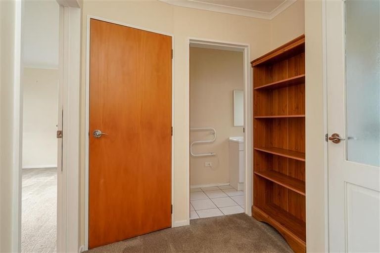 Photo of property in 1 Moana Avenue, Bayswater, Auckland, 0622