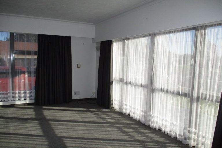 Photo of property in 54 Highsted Road, Bishopdale, Christchurch, 8053