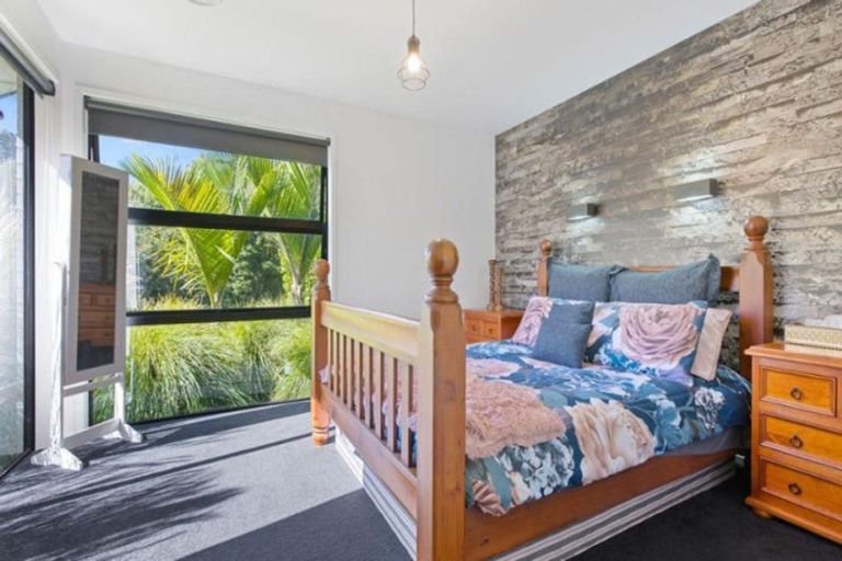 Photo of property in 14 Brooklands Road, Brooklands, New Plymouth, 4310