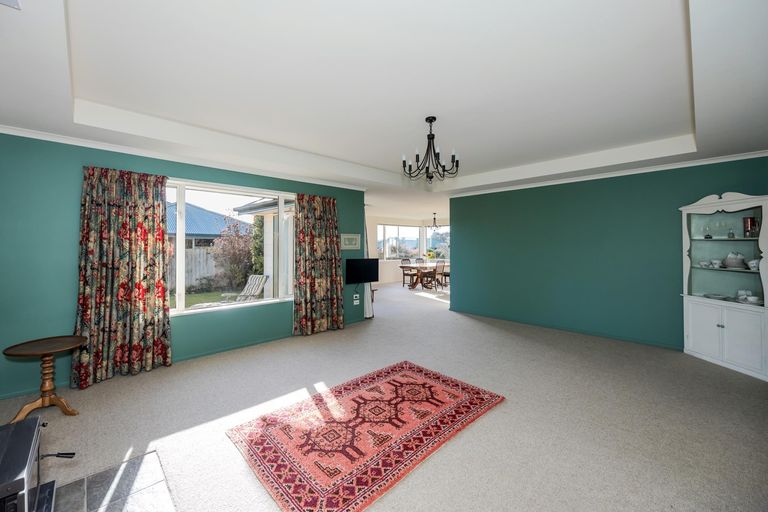 Photo of property in 28 Hannah Place, Holmes Hill, Oamaru, 9401