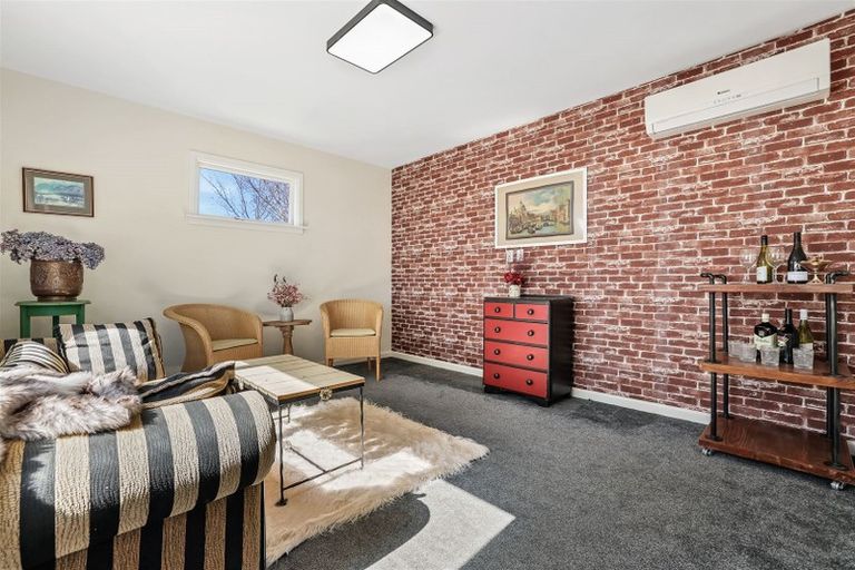 Photo of property in 6 Charlesworth Street, Woolston, Christchurch, 8023