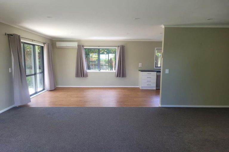 Photo of property in 114a Ngamotu Road, Spotswood, New Plymouth, 4310