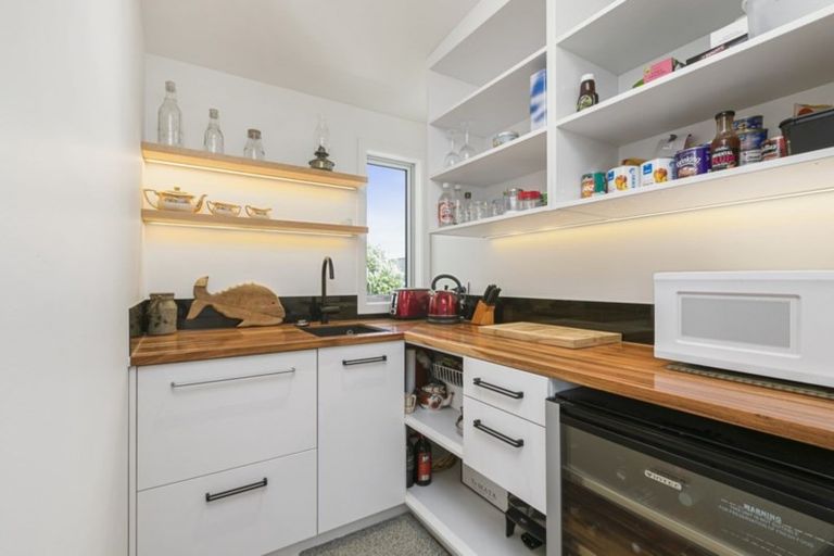 Photo of property in 241b Oceanbeach Road, Mount Maunganui, 3116