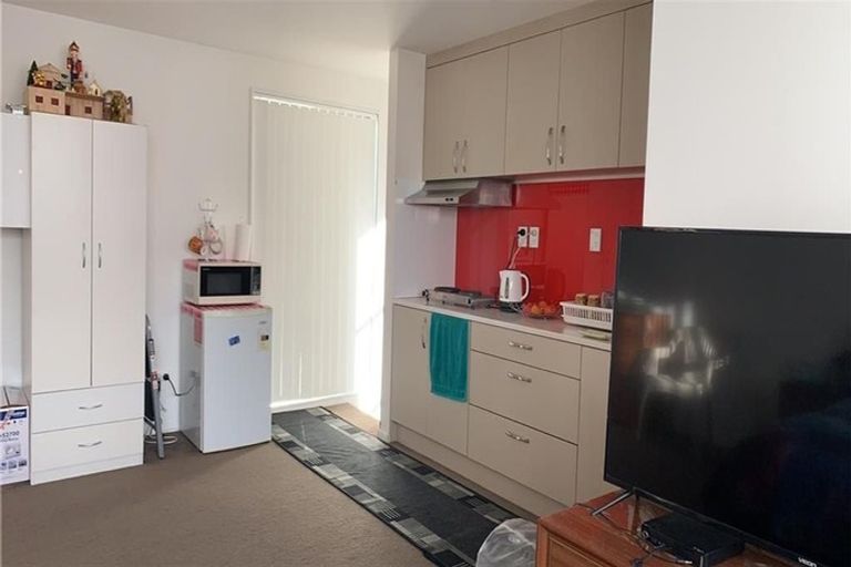Photo of property in 23 Phar Lap Crescent, Takanini, 2112