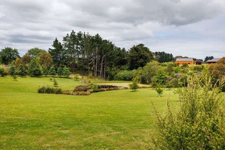 Photo of property in 3 Paterson Lane, Kelvin Grove, 4470