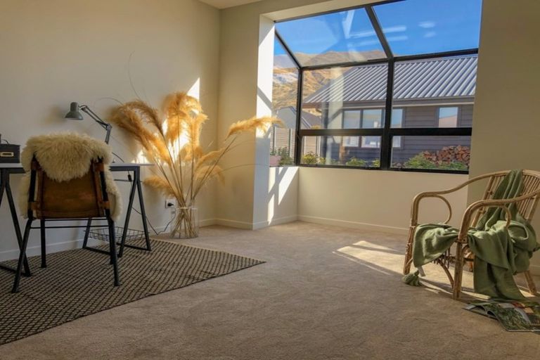 Photo of property in 39 Hyland Street, Wanaka, 9305