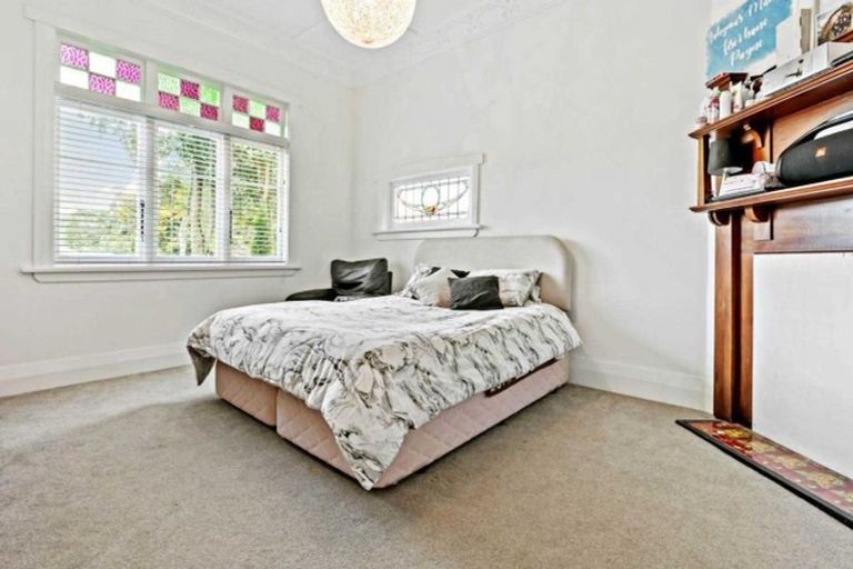 Photo of property in 67 Beach Road, Pahurehure, Papakura, 2113