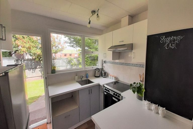 Photo of property in 7 Konini Street, Riccarton, Christchurch, 8041