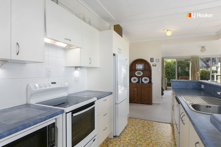 Photo of property in 21 Carnarvon Street, Belleknowes, Dunedin, 9011