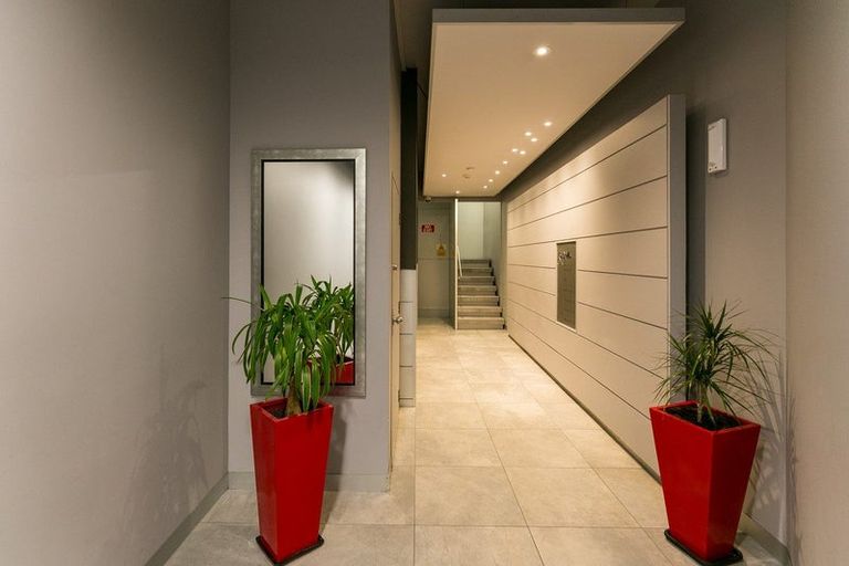 Photo of property in Gerondis Bldg Apartments, 102/60 Willis Street, Wellington Central, Wellington, 6011