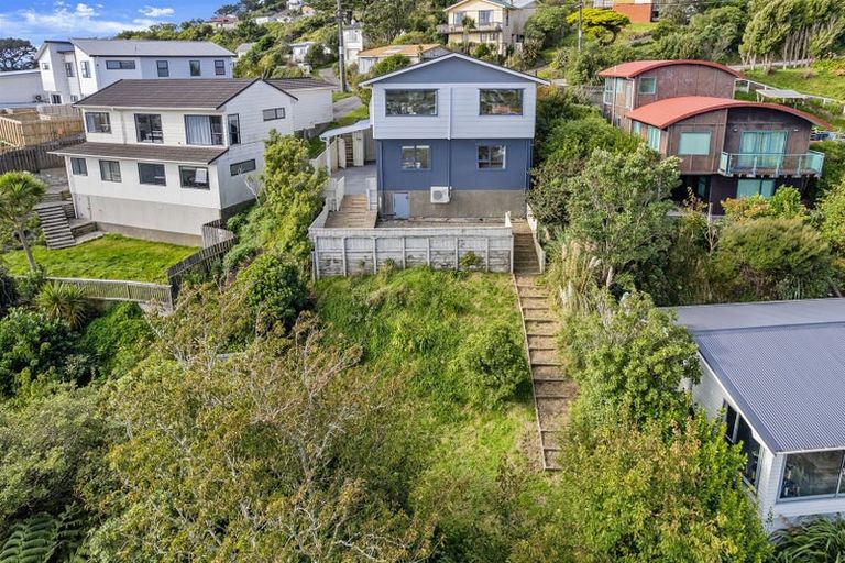 Photo of property in 60 Chesterton Street, Johnsonville, Wellington, 6037