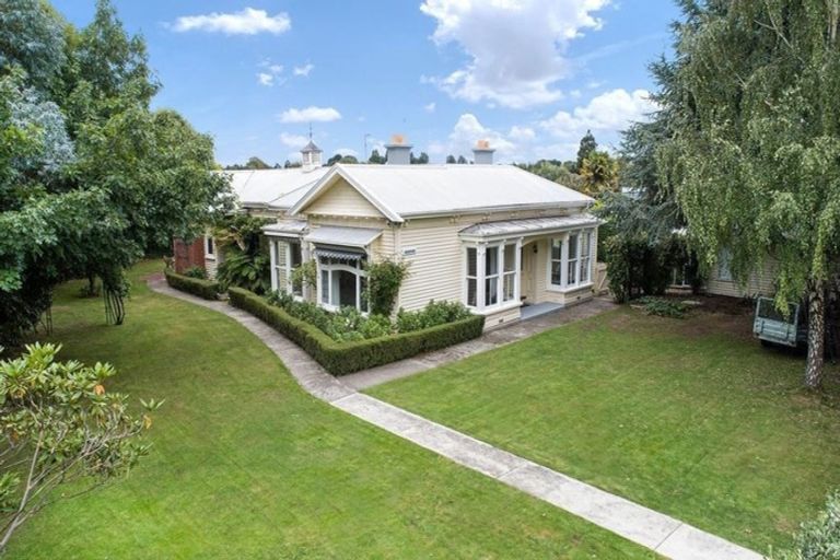 Photo of property in 27 Banks Avenue, Dallington, Christchurch, 8061