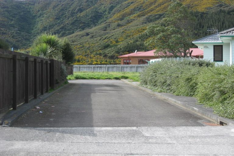 Photo of property in 22 Grimsby Grove, Wainuiomata, Lower Hutt, 5014