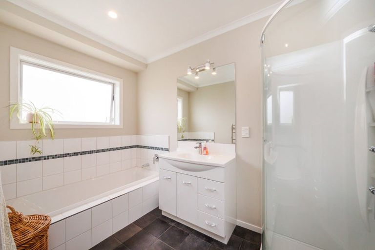 Photo of property in 8 Roots Street West, Feilding, 4702