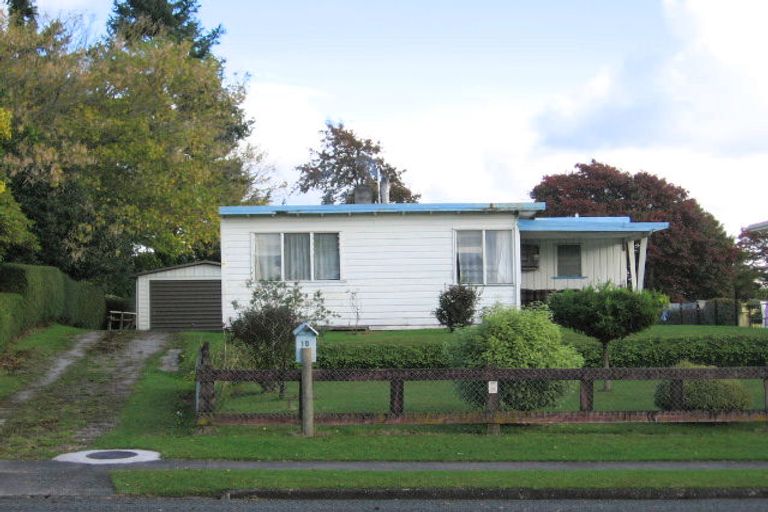 Photo of property in 10 Manaia Street, Tokoroa, 3420