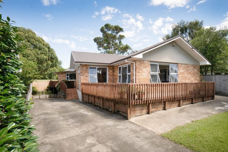 Photo of property in 8 Perth Place, Awapuni, Palmerston North, 4412
