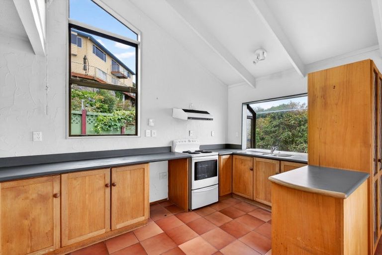 Photo of property in 128 Priestley Terrace, Bluff Hill, Napier, 4110