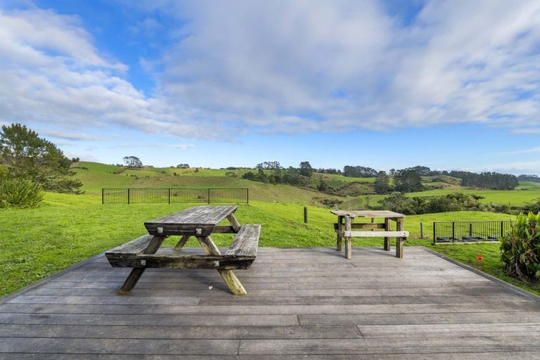 Photo of property in 378 Hursthouse Road, Tarurutangi, Inglewood, 4389