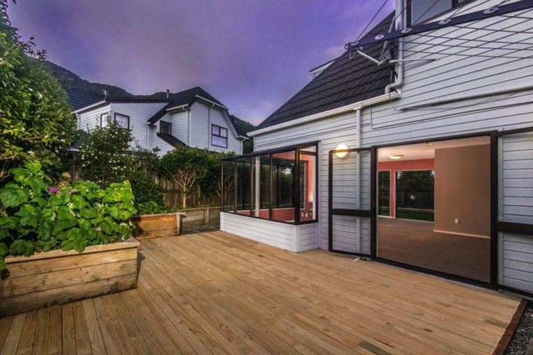 Photo of property in 45a Satara Crescent, Khandallah, Wellington, 6035