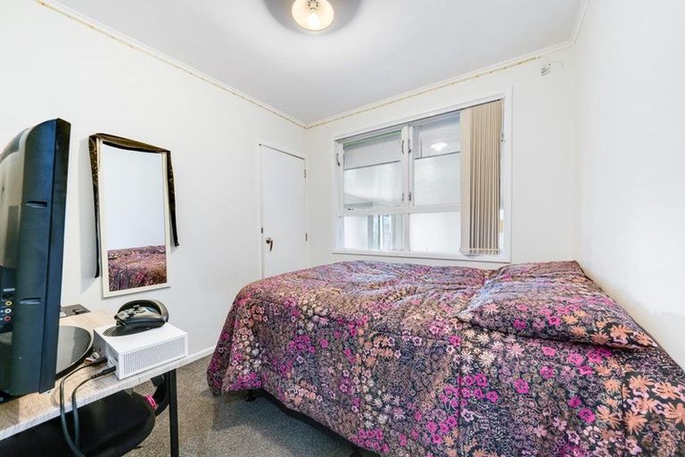 Photo of property in 17 Bernard Street, Papatoetoe, Auckland, 2025