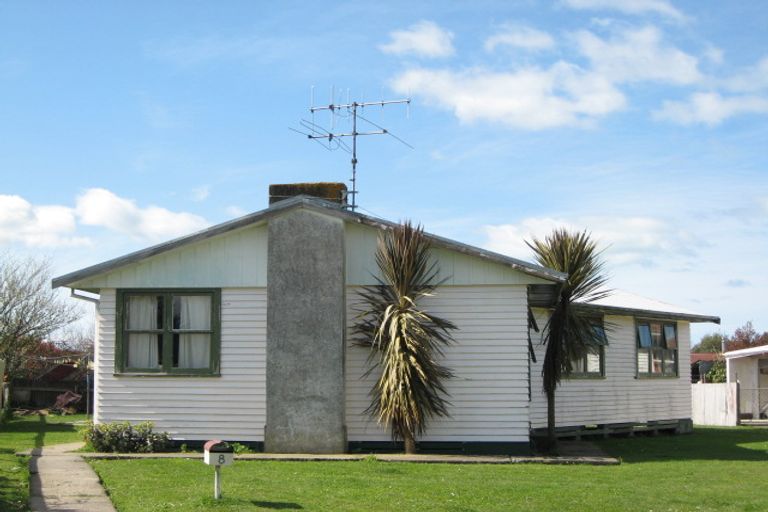 Photo of property in 8 Churchill Avenue, Wairoa, 4108