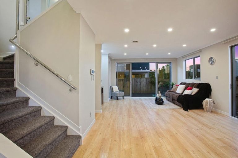 Photo of property in 36 Lockheed Street, Hobsonville, Auckland, 0618