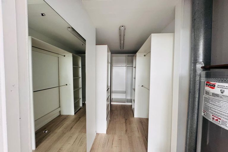 Photo of property in 69 Royal Oak Drive, Kelvin Grove, Palmerston North, 4414