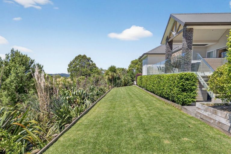 Photo of property in 5 Pondview Lane, Waimauku, 0812