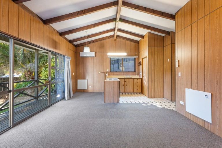Photo of property in 144a Waikawa Road, Picton, 7220