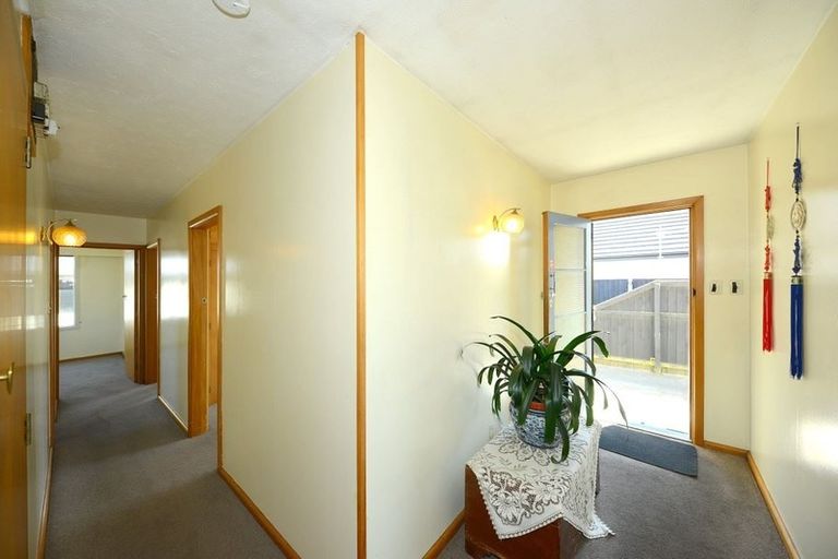 Photo of property in 9 Shaftesbury Street, Avonhead, Christchurch, 8042