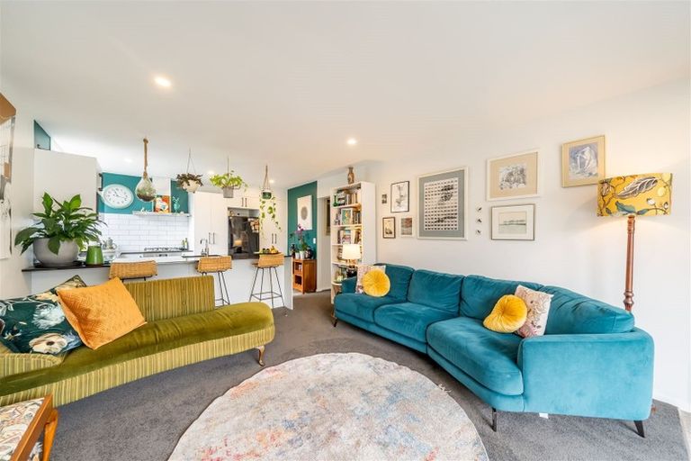 Photo of property in 75b Ward Street, Wallaceville, Upper Hutt, 5018