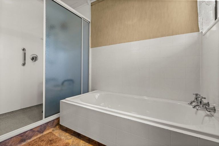 Photo of property in 5 Swansea Place, Tamatea, Napier, 4112