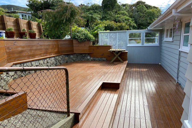 Photo of property in 1 Berrymead Way, Karori, Wellington, 6012