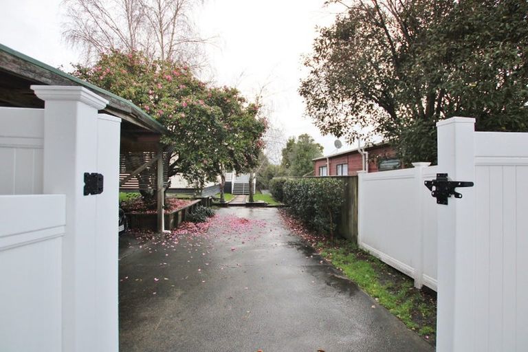 Photo of property in 1/29 Rosier Road, Glen Eden, Auckland, 0602