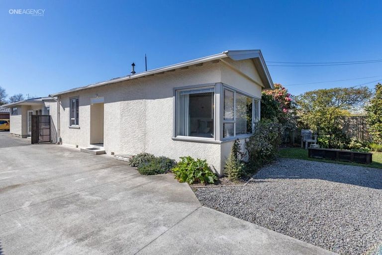 Photo of property in 70 Sylvan Street, Hillmorton, Christchurch, 8024