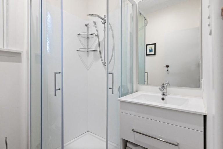 Photo of property in 22 Hunters Hill, Havelock North, 4130