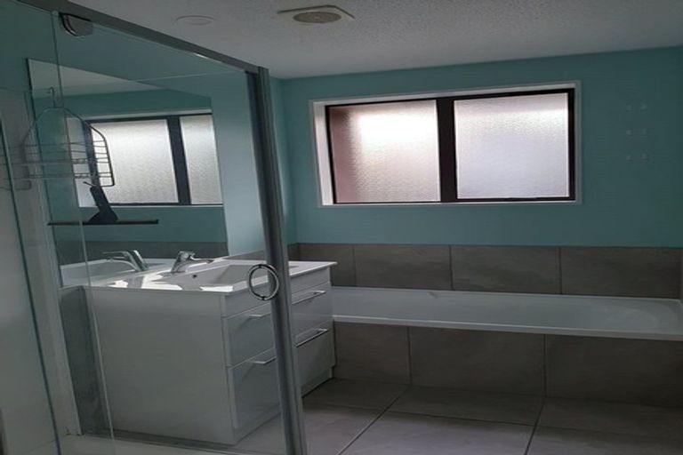 Photo of property in 1/150 Riverlaw Terrace, Saint Martins, Christchurch, 8022