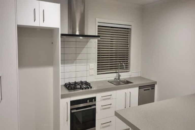 Photo of property in 9u3 Surrey Street, Tawa, Wellington, 5028